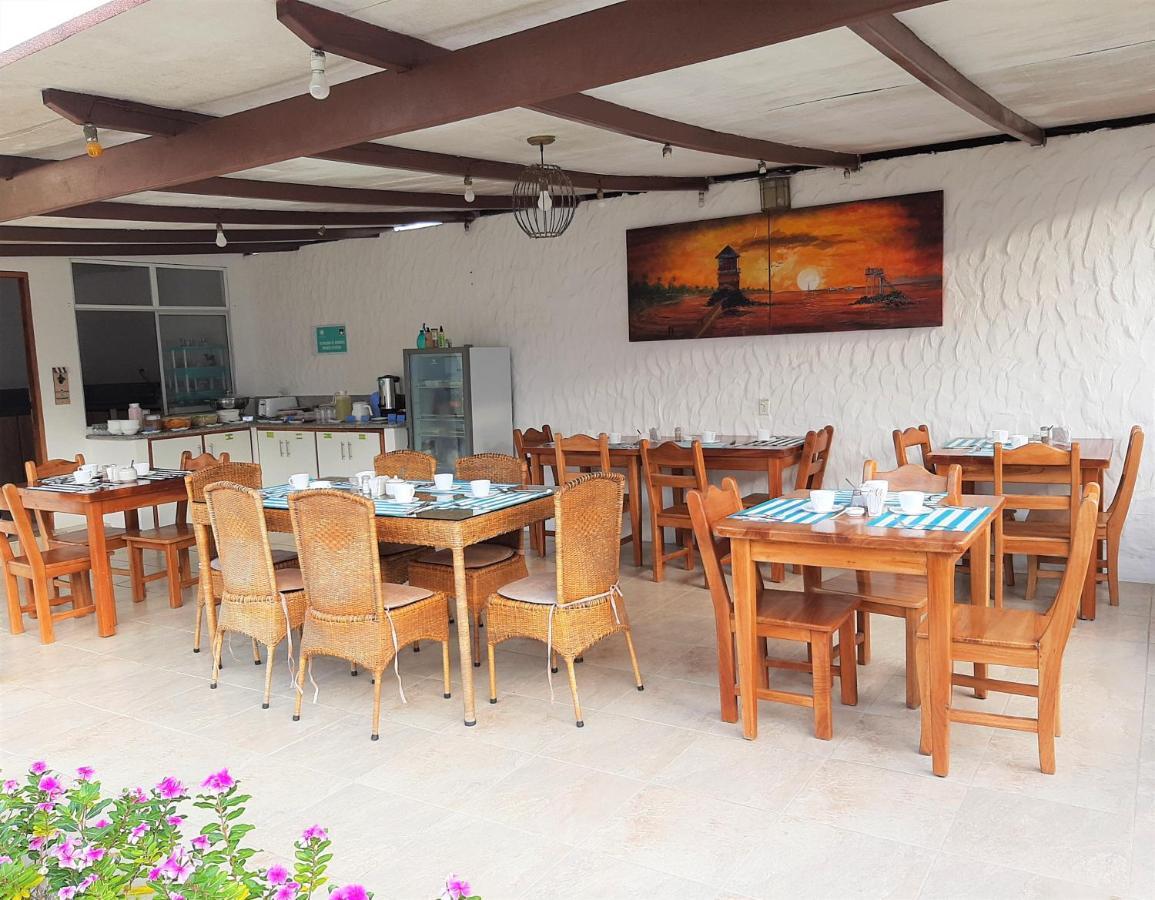 Hotel Coral Blanco With High Speed Internet Starlink And Galapagos Tour Operator プエルト・ビジャミル エクステリア 写真